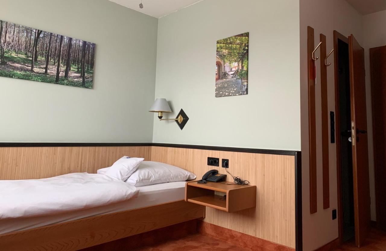 Hotel Seebach Großenseebach Екстериор снимка
