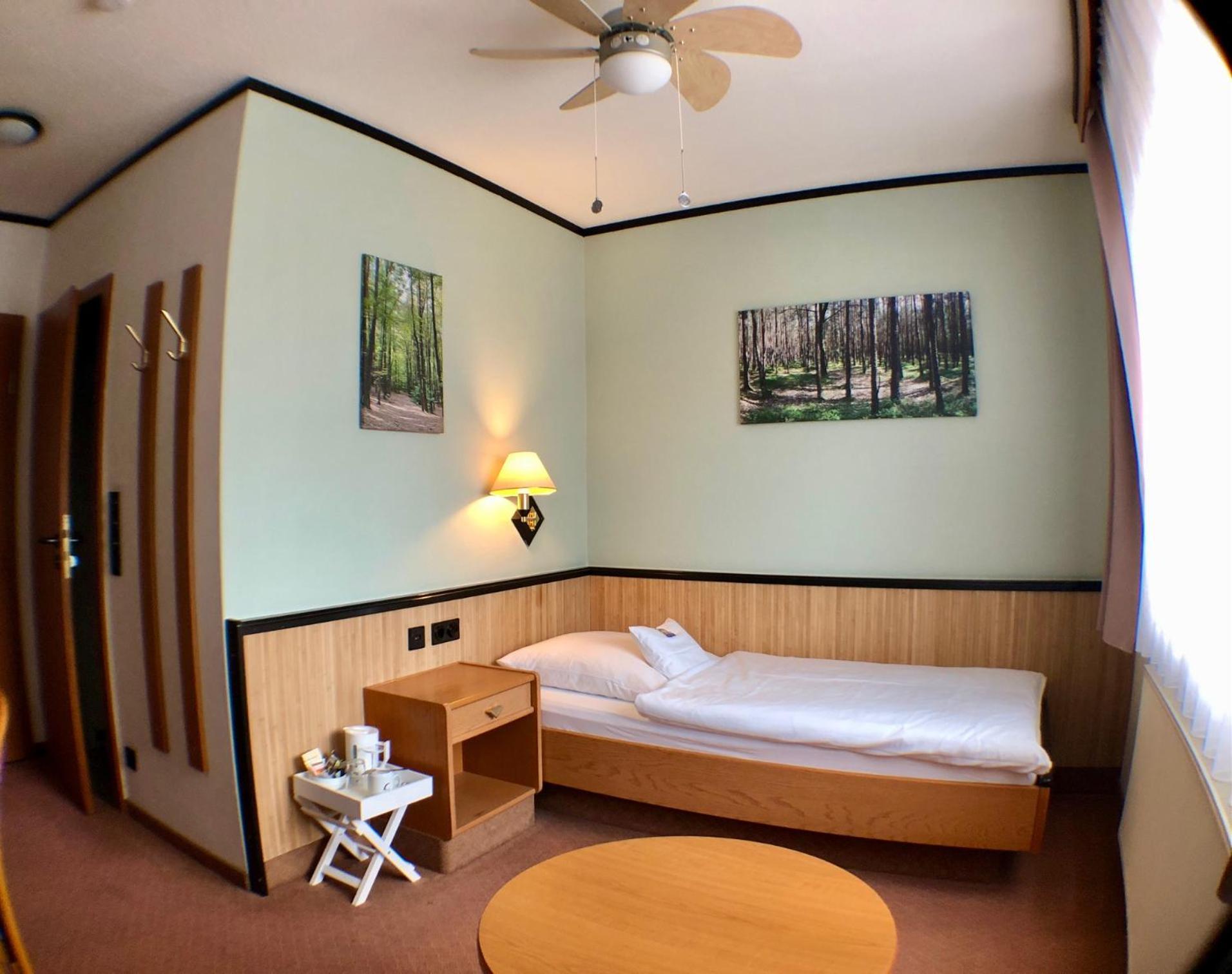 Hotel Seebach Großenseebach Екстериор снимка