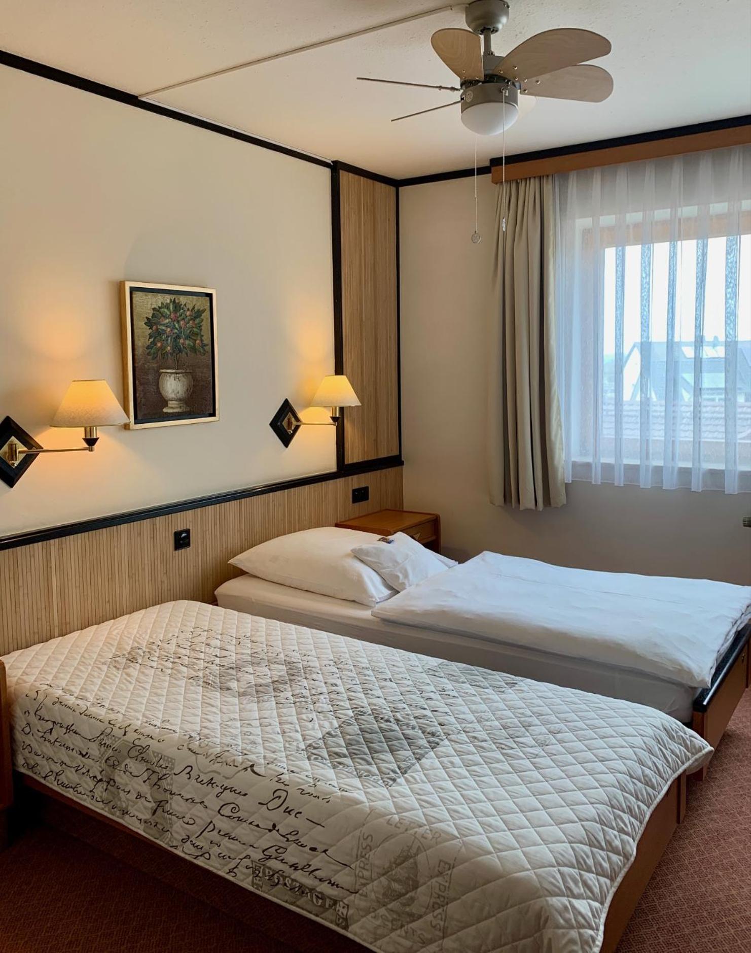 Hotel Seebach Großenseebach Екстериор снимка