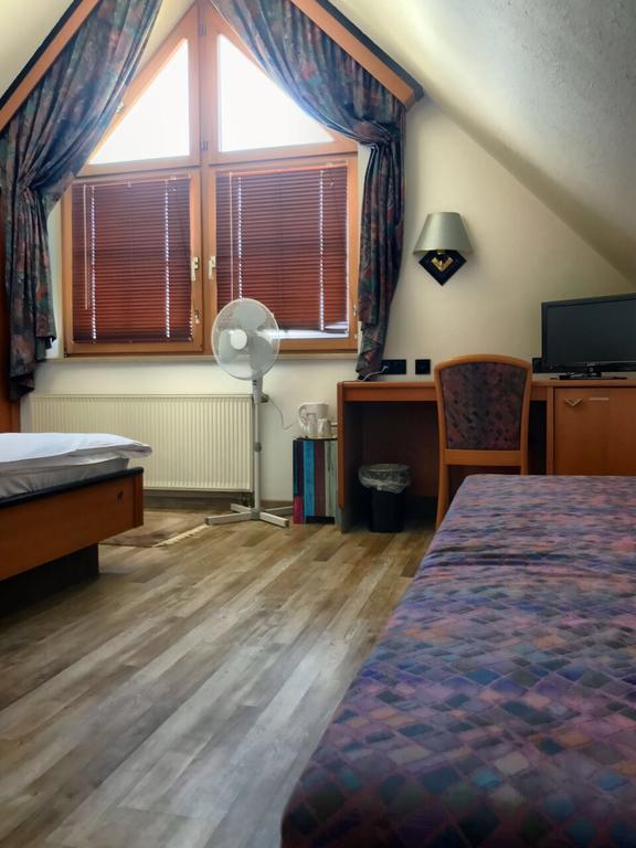 Hotel Seebach Großenseebach Екстериор снимка